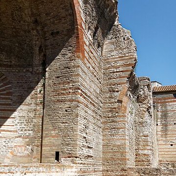 Thermes de Constantin à Arles