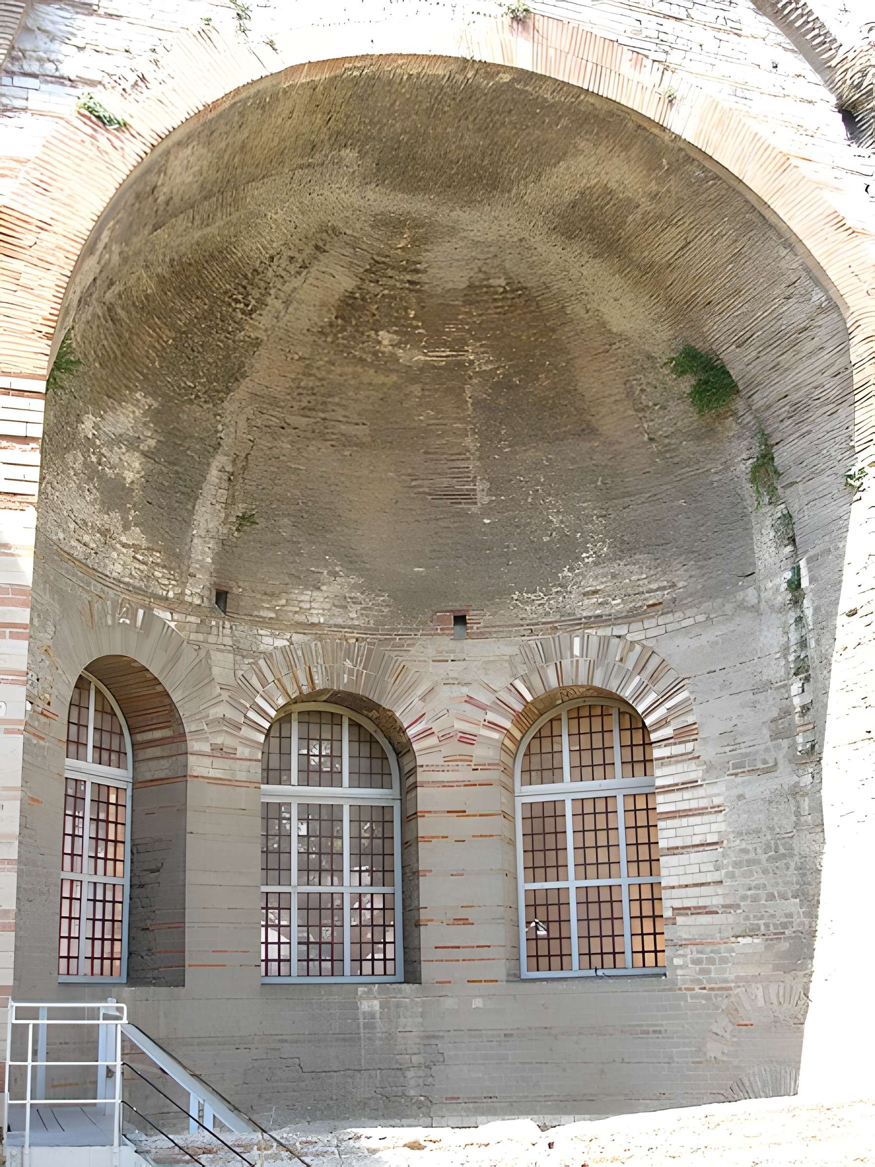 Thermes de Constantin à Arles