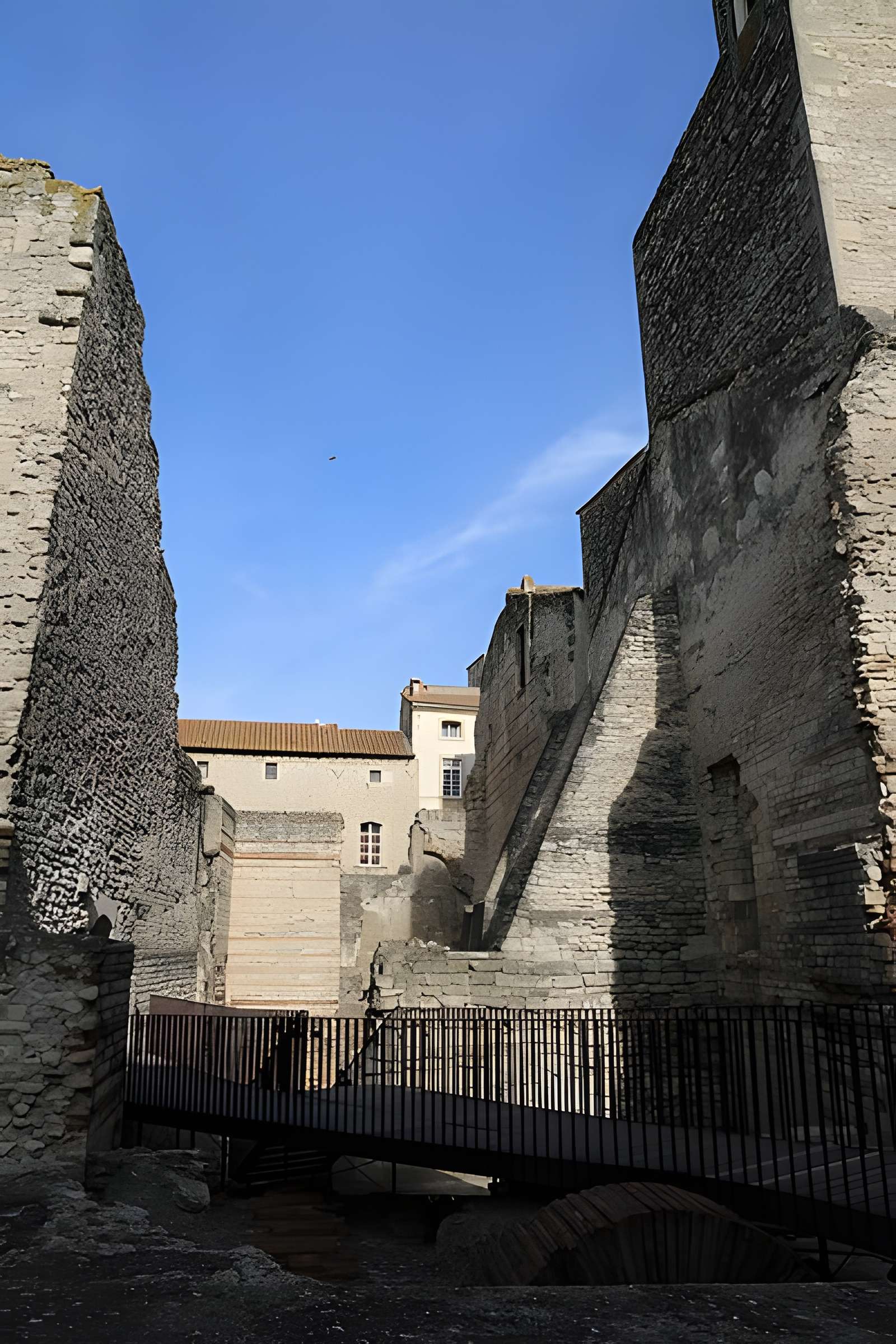 Thermes de Constantin à Arles