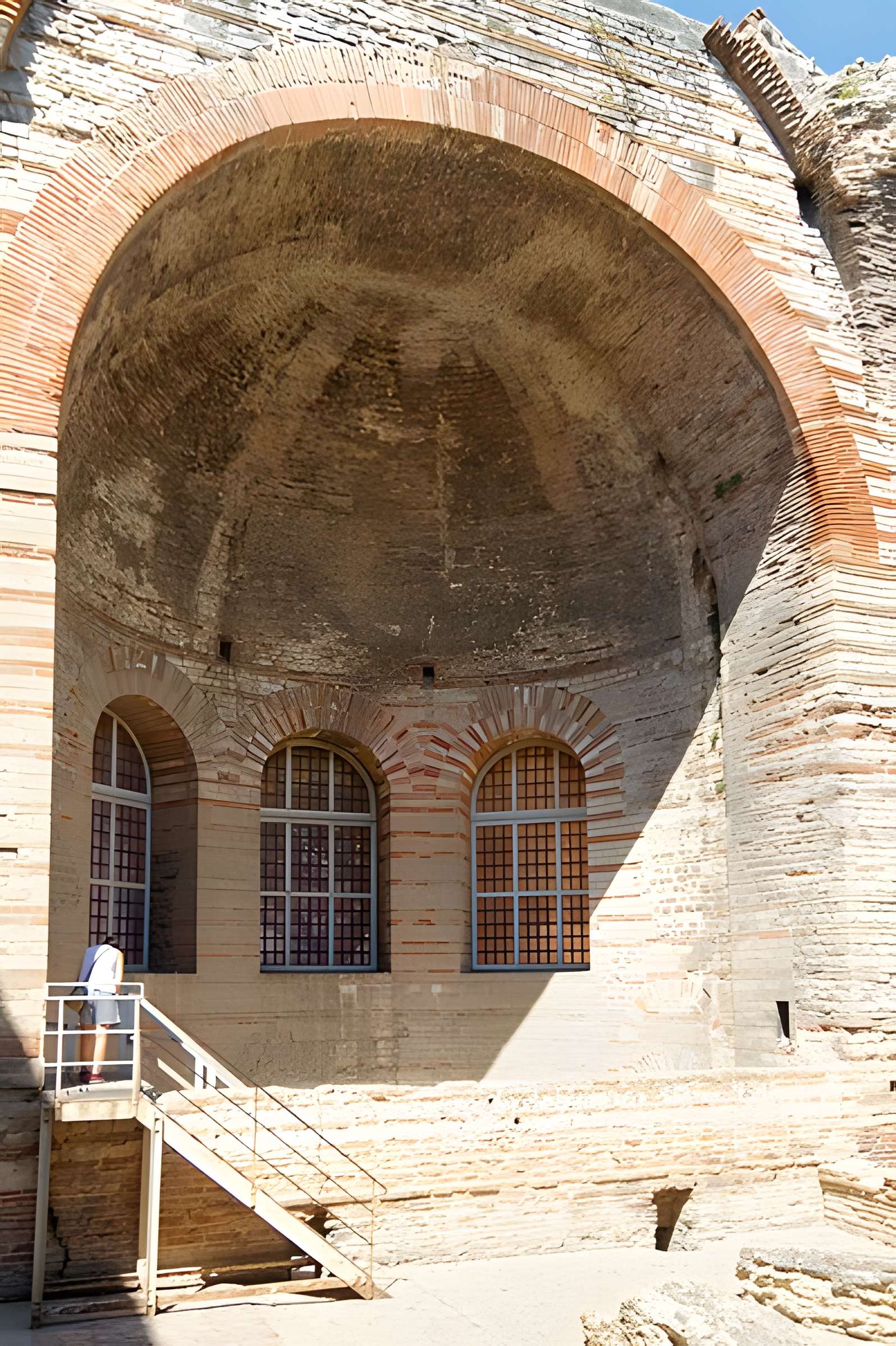 Thermes de Constantin à Arles