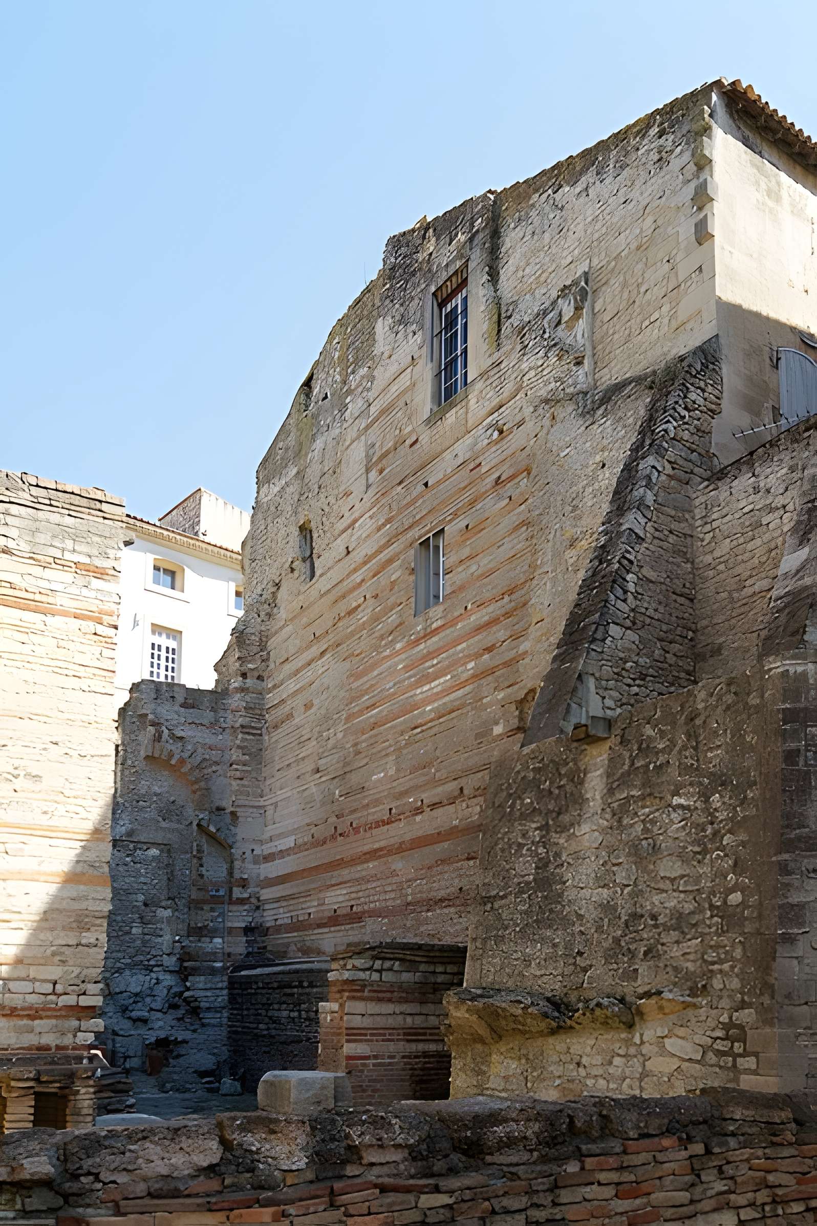 Thermes de Constantin à Arles