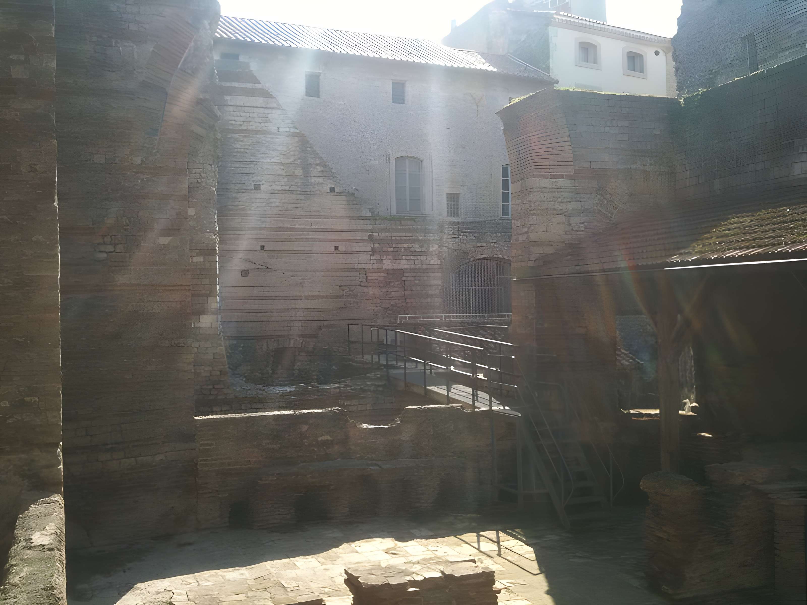 Thermes de Constantin à Arles