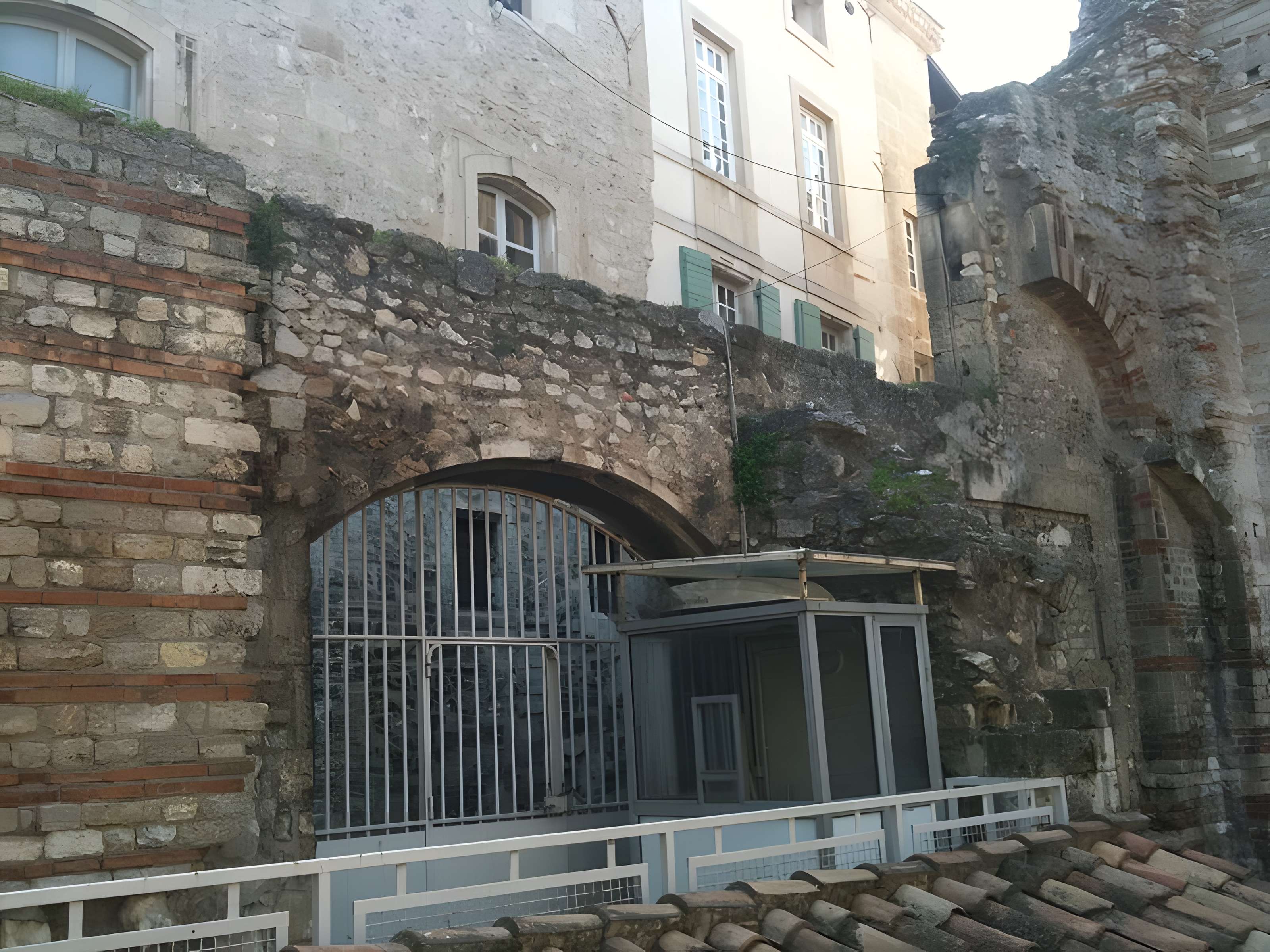 Thermes de Constantin à Arles