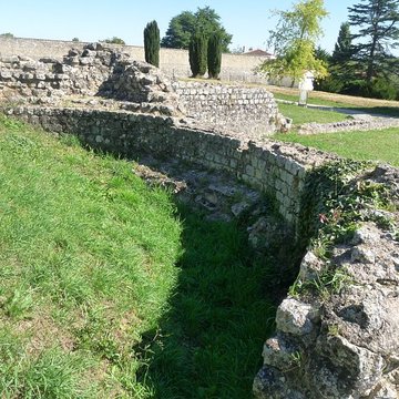 Thermes de Saint-Saloine à Saintes