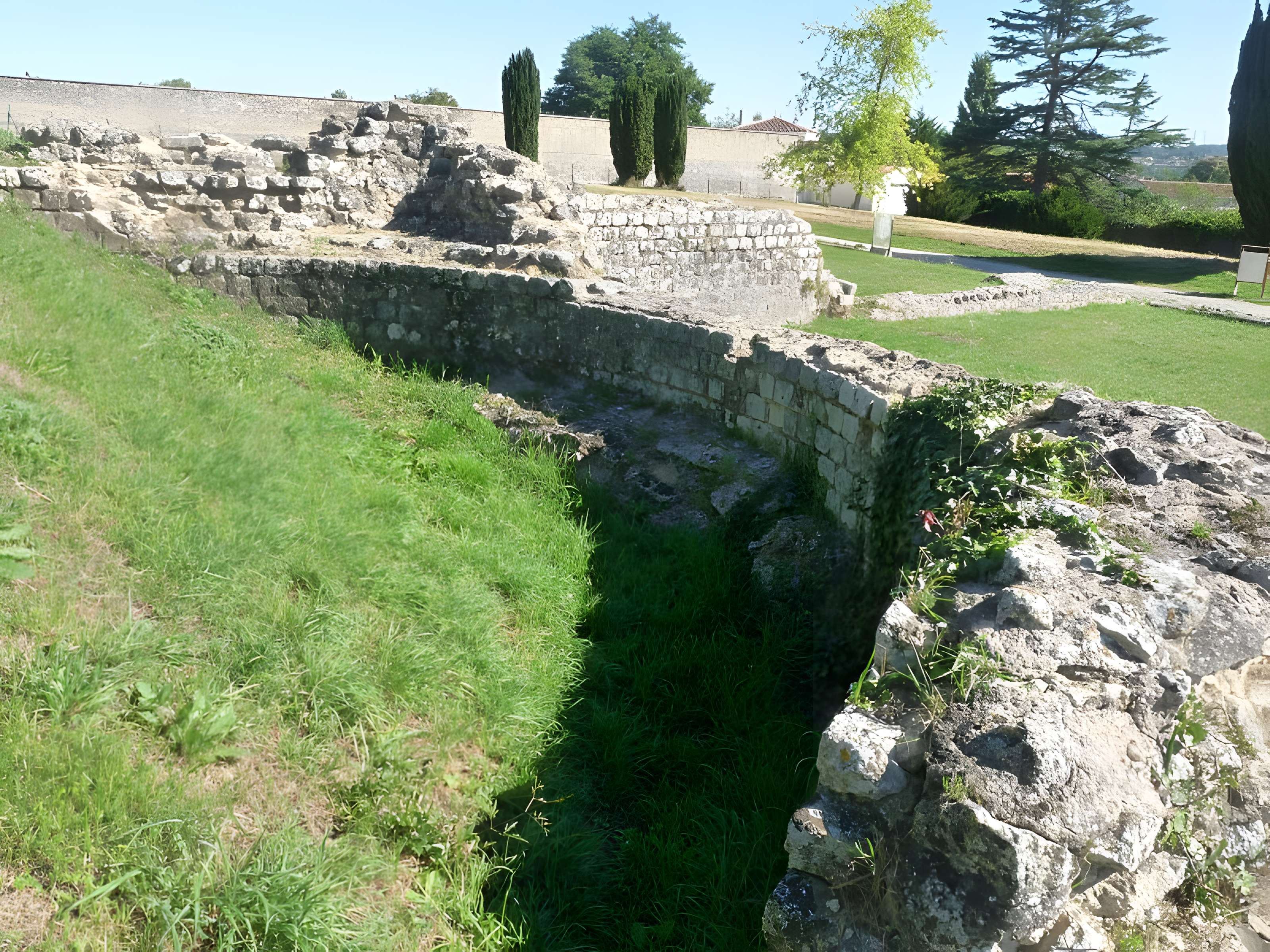 Thermes de Saint-Saloine à Saintes