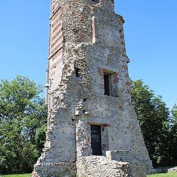 Tour Anne-de-Bretagne à Montfort-lAmaury