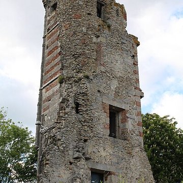 Tour Anne-de-Bretagne à Montfort-lAmaury