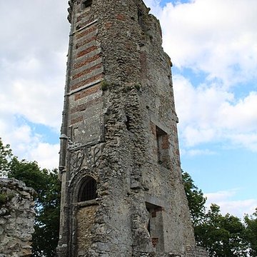 Tour Anne-de-Bretagne à Montfort-lAmaury