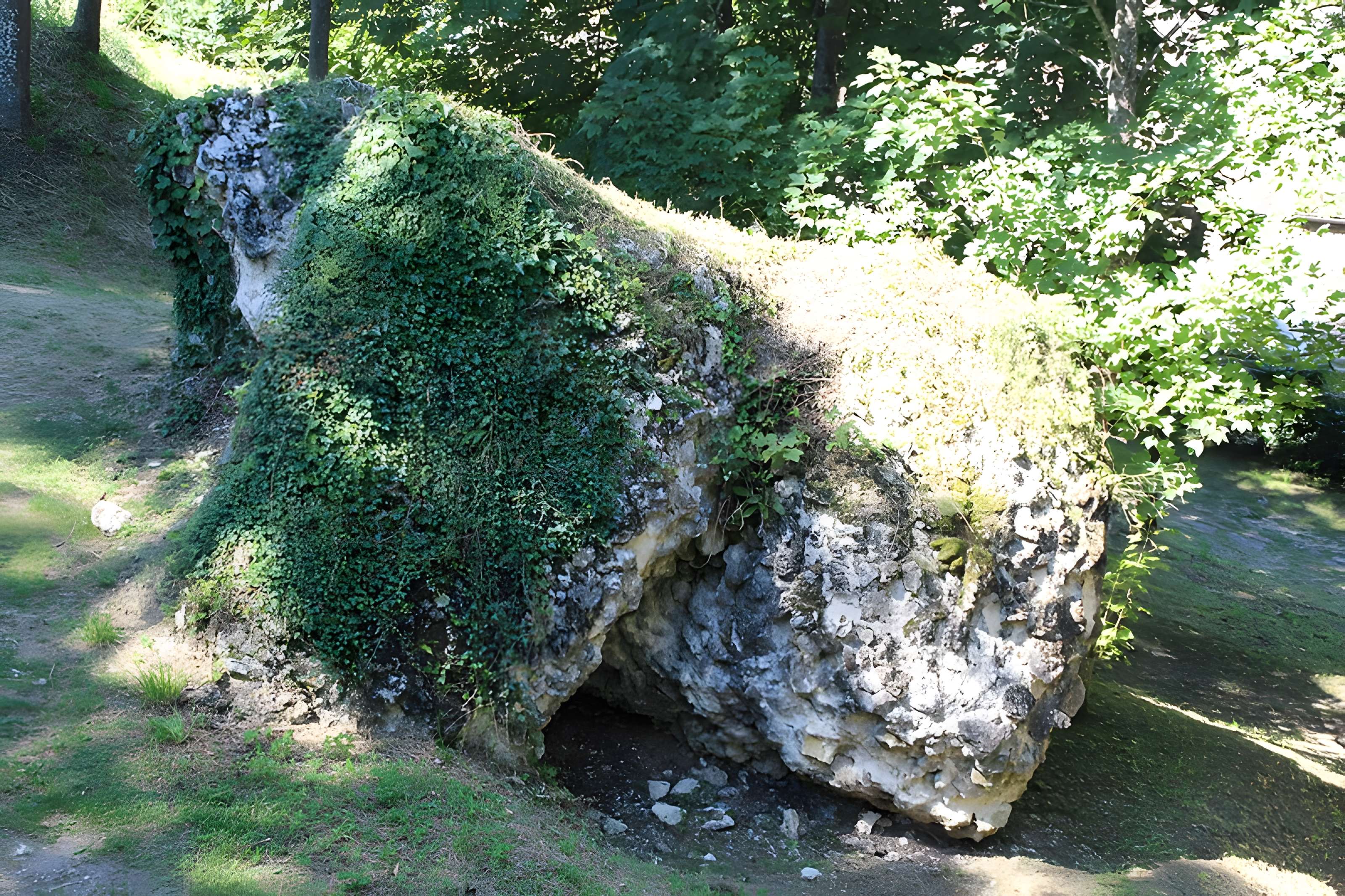 Tour Anne-de-Bretagne à Montfort-l'Amaury