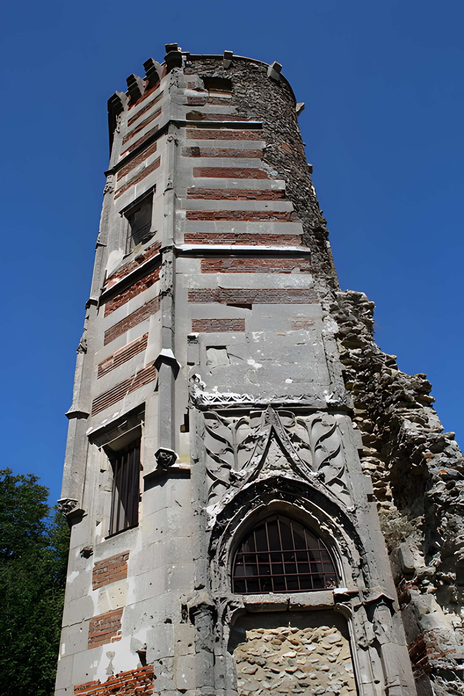 Tour Anne-de-Bretagne à Montfort-l'Amaury