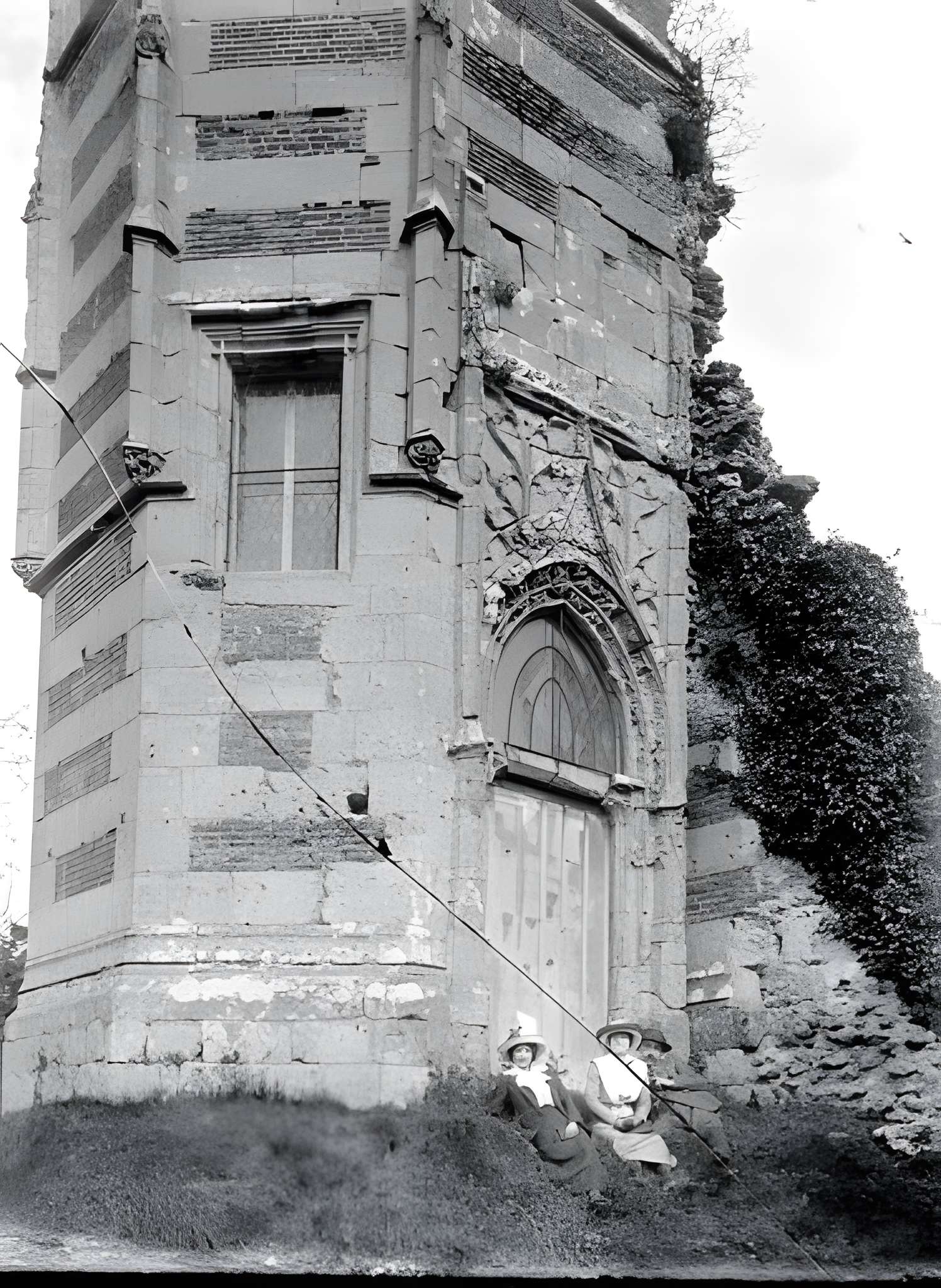 Tour Anne-de-Bretagne à Montfort-l'Amaury