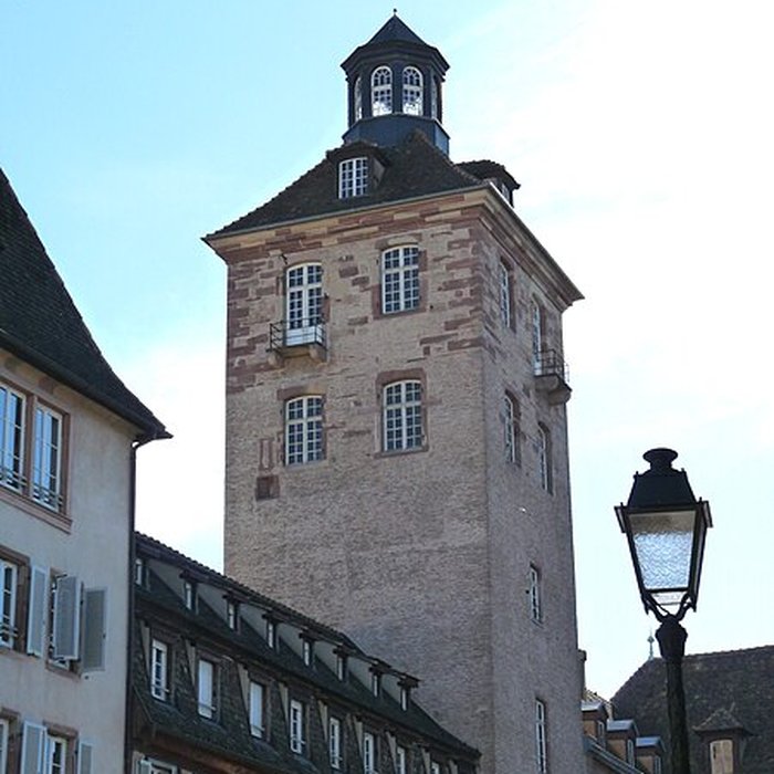 Photo de Tour au 9 Place de lHôpital à Strasbourg