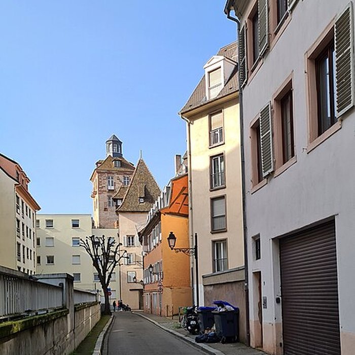 Photo de Tour au 9 Place de lHôpital à Strasbourg