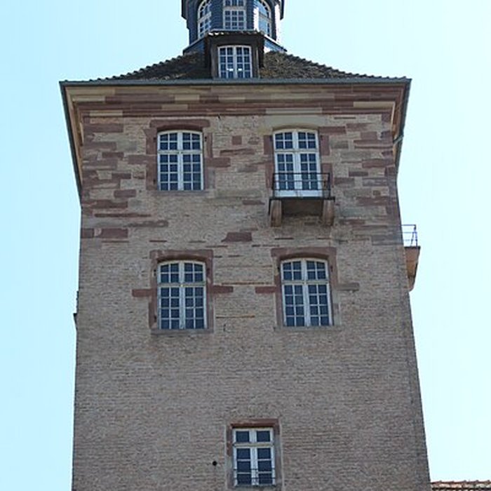 Photo de Tour au 9 Place de lHôpital à Strasbourg