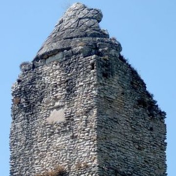 Tour de Pirelonge de Saint-Romain-de-Benet