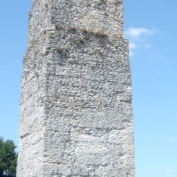 Tour de Pirelonge de Saint-Romain-de-Benet