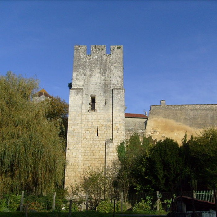 Photo de Tour de Saint-Sauvant