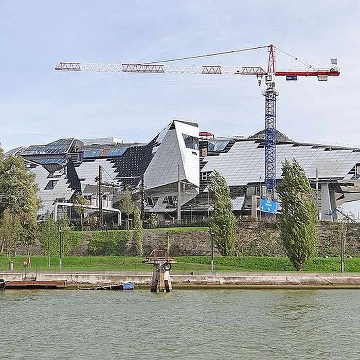 Photo de Musée des Confluences ; musée Guimet ; muséum dhistoire naturelle