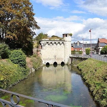 Tour des Arquets de Cambrai