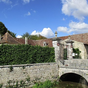 Château de Dampierre-sur-Boutonne