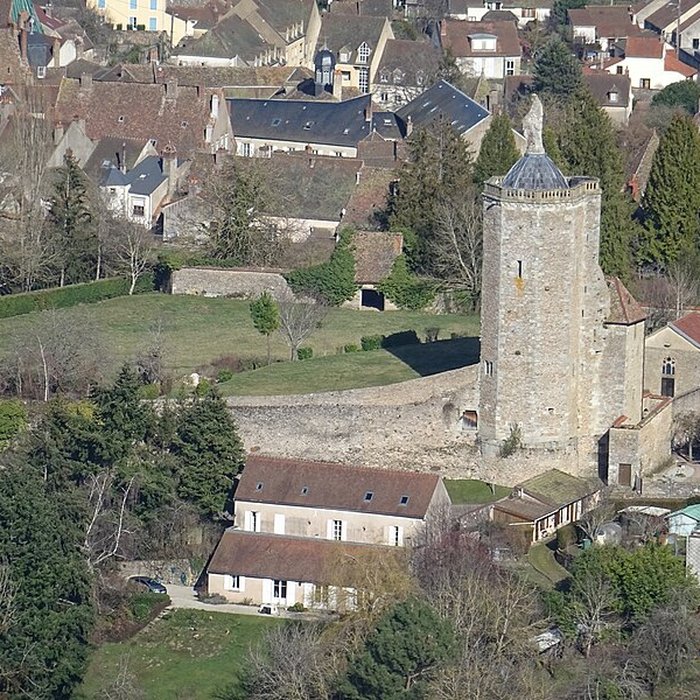Photo de Tour des Ursulines dAutun