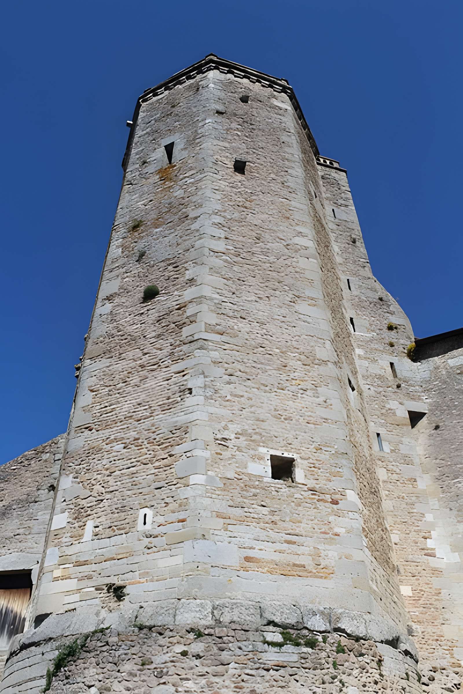 Tour des Ursulines d'Autun
