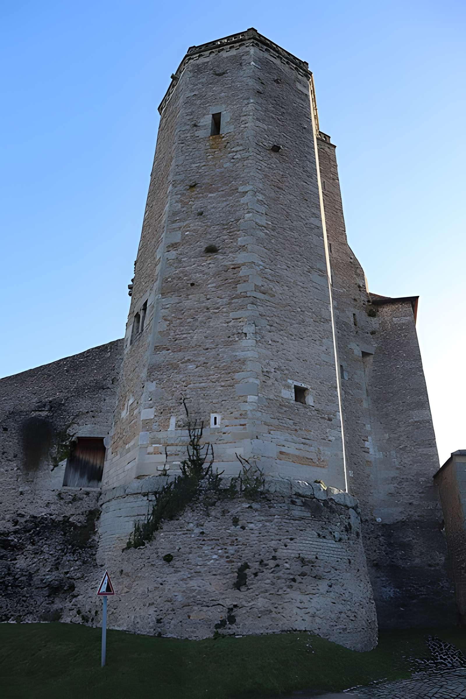 Tour des Ursulines d'Autun
