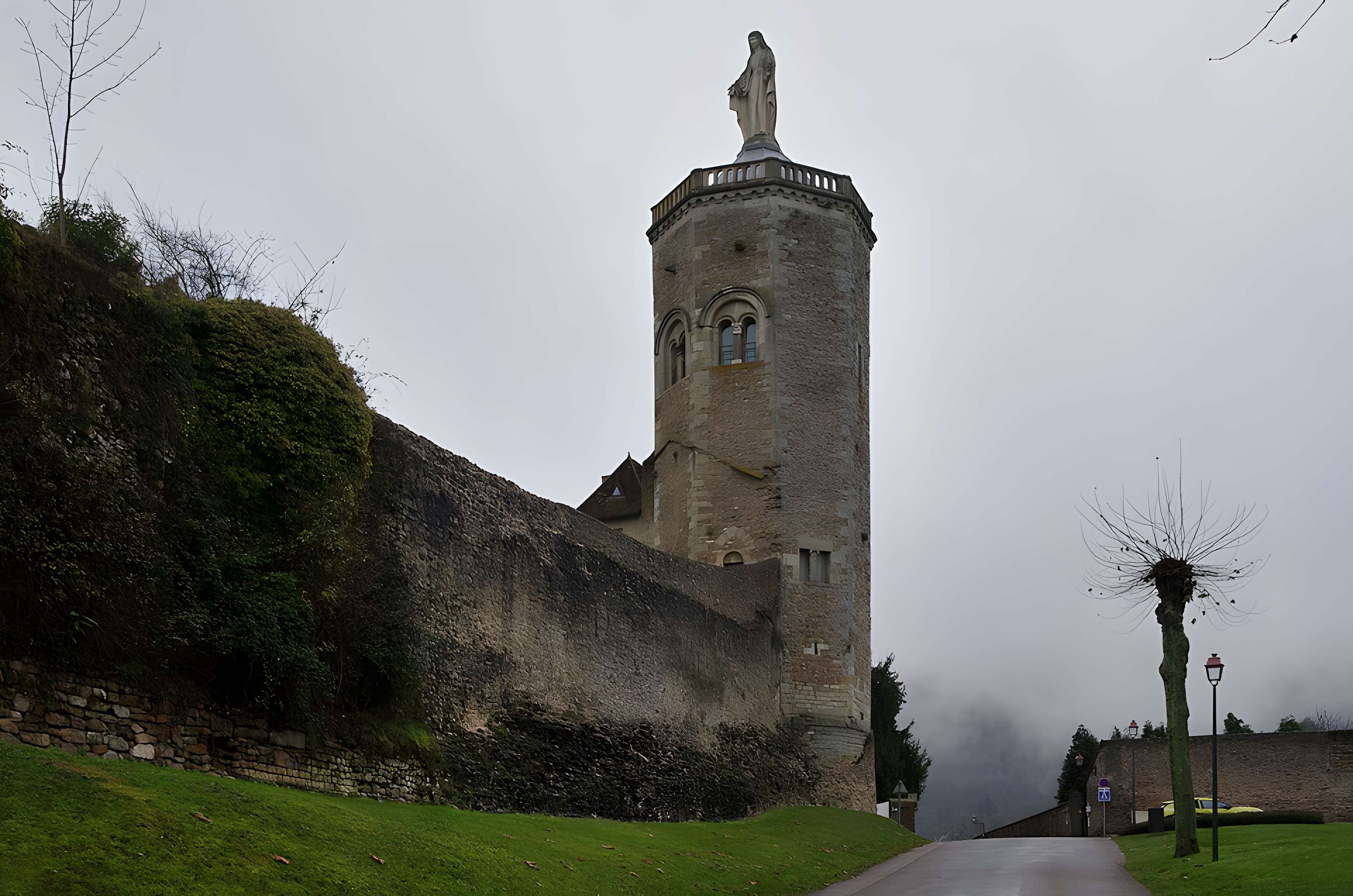 Tour des Ursulines d'Autun