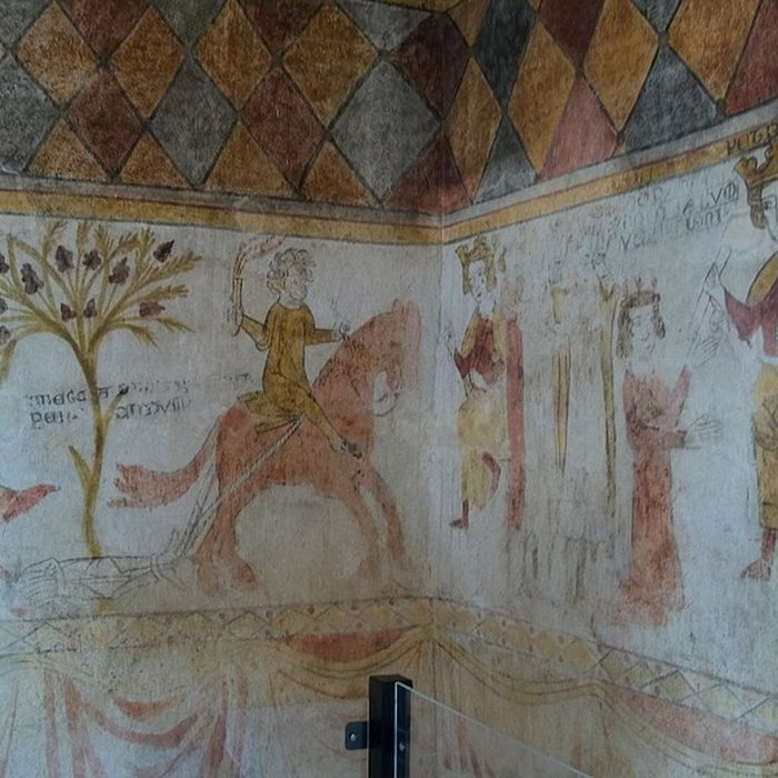 Photo de Tour Ferrande de Pernes-les-Fontaines