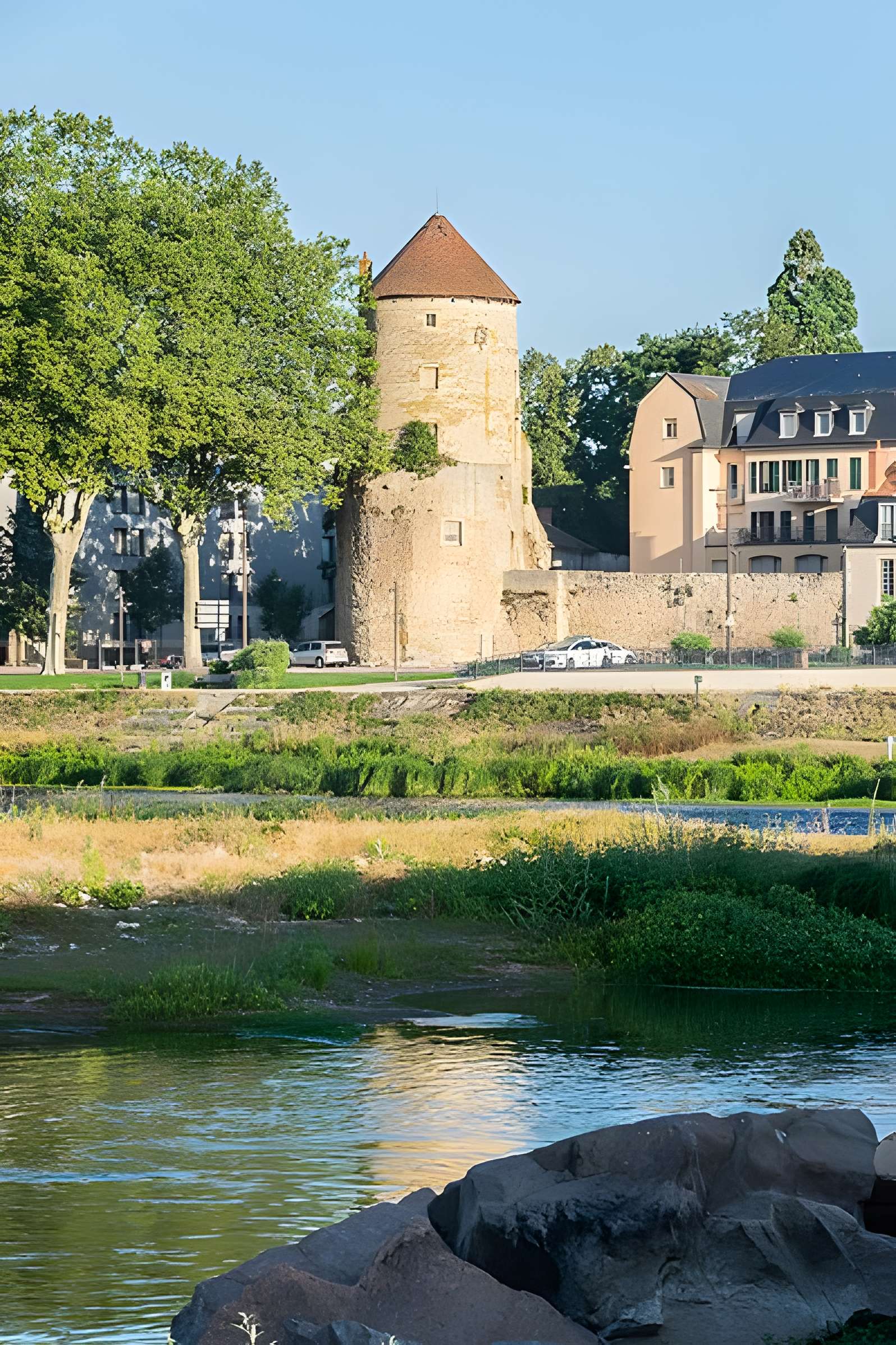 Tour Goguin de Nevers