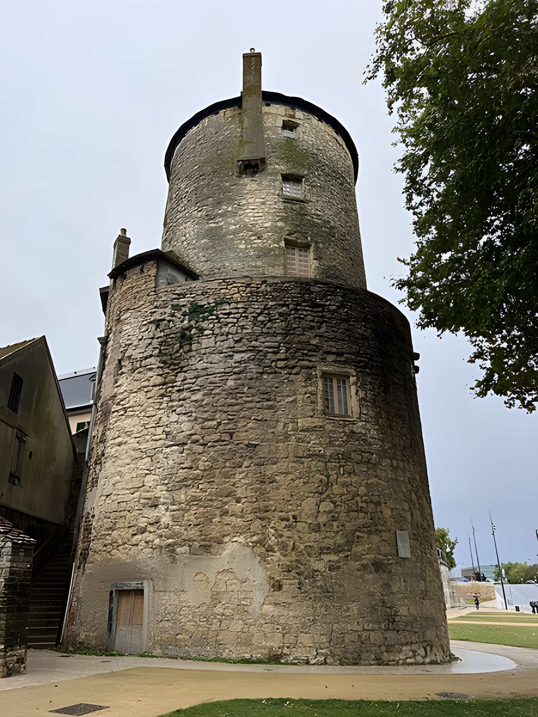 Tour Goguin de Nevers