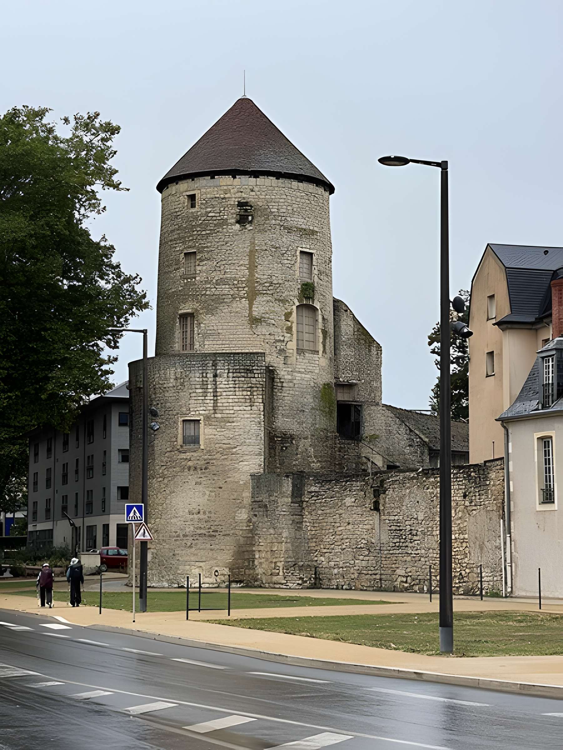 Tour Goguin de Nevers