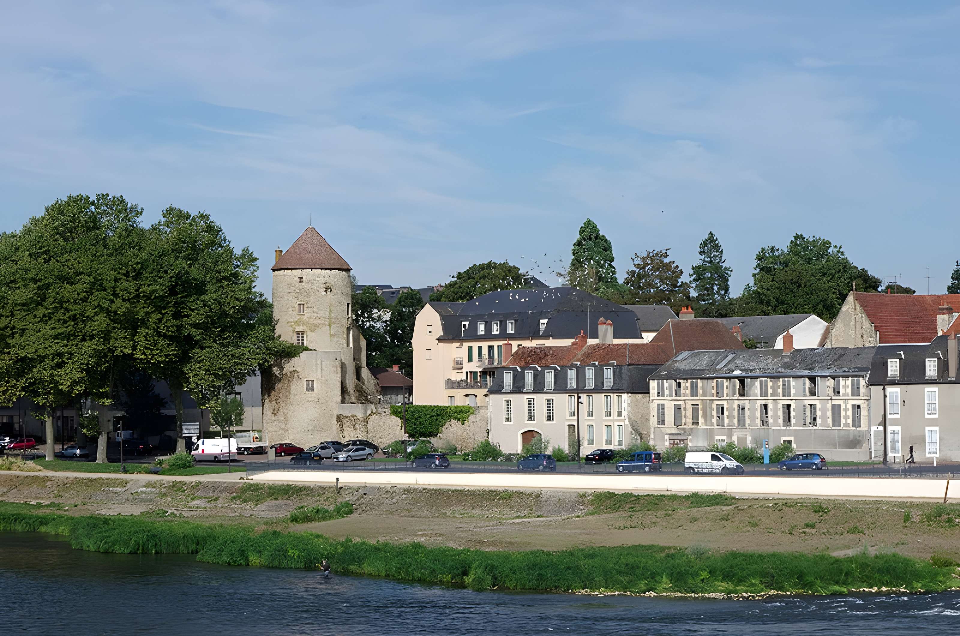 Tour Goguin de Nevers