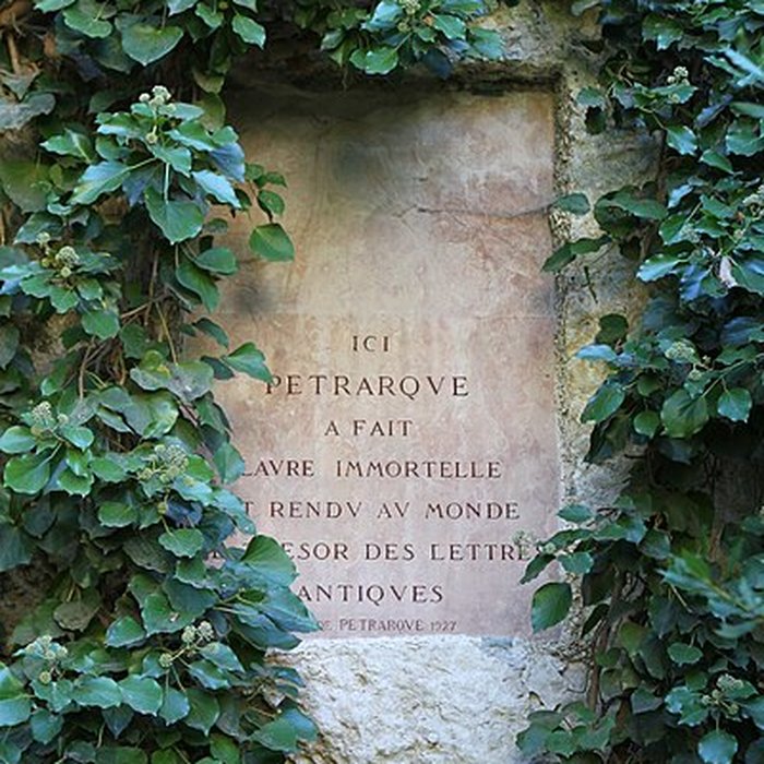 Photo de Musée-bibliothèque Pétrarque