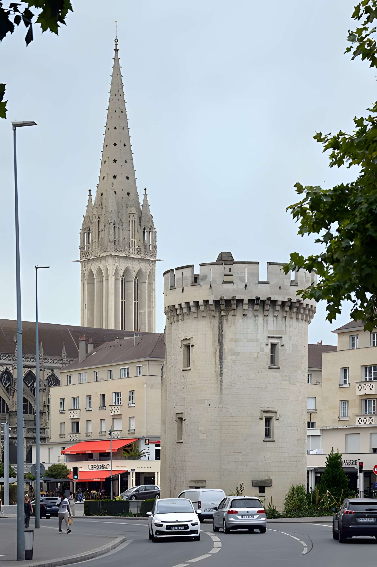 Tour Leroy de Caen