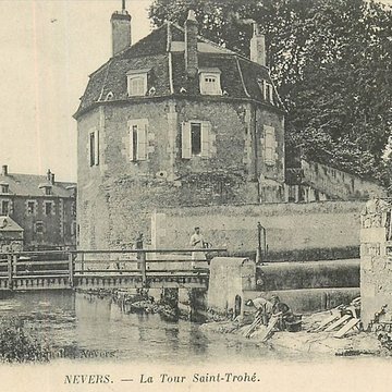 Tour Saint-Éloi de Nevers