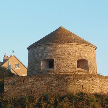 Tour Vauban de Port-en-Bessin-Huppain