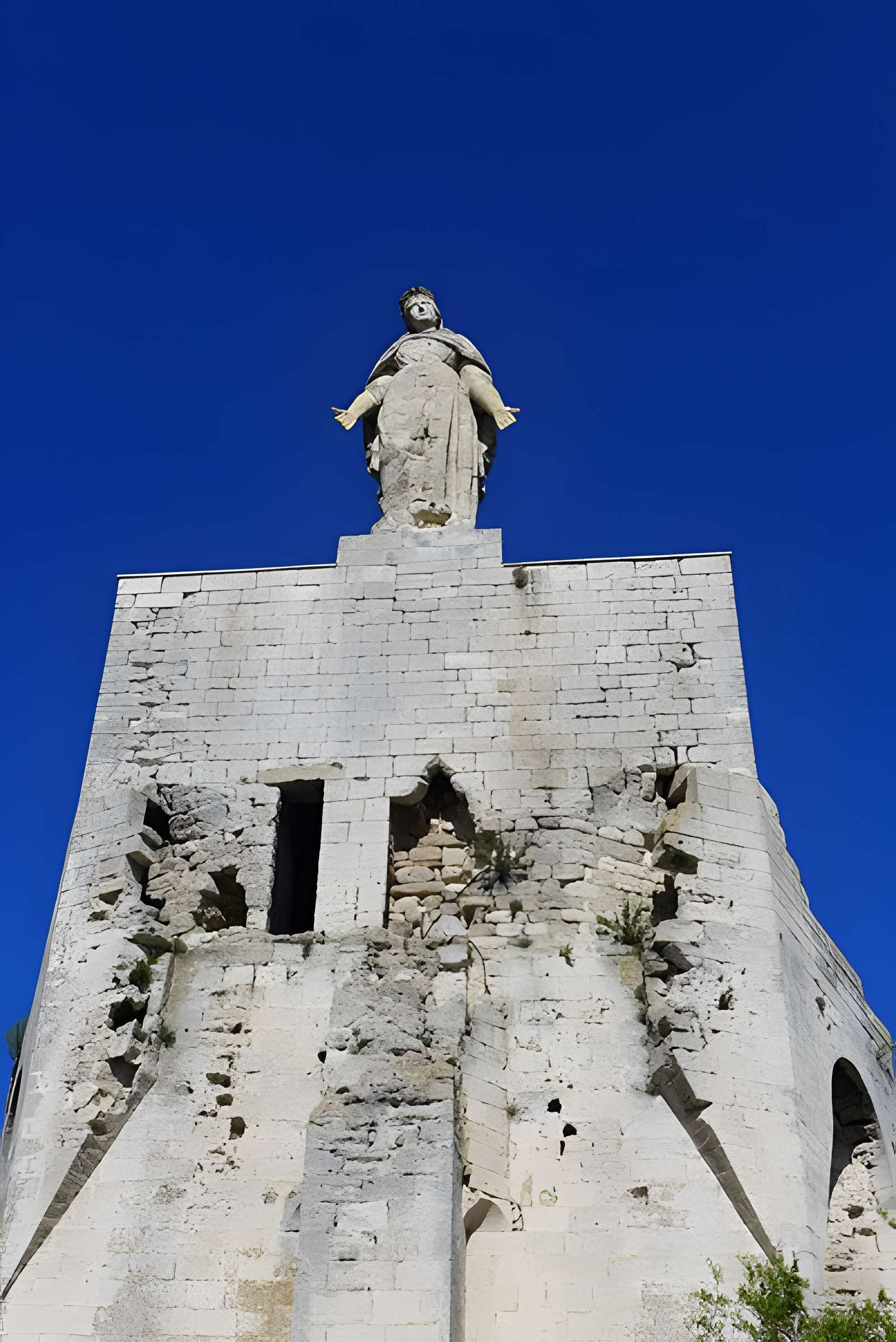 Tour-donjon de Clansayes