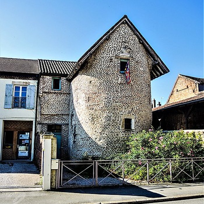 Photo de Tours Saint-Pierre-et-Saint-Paul de Louhans