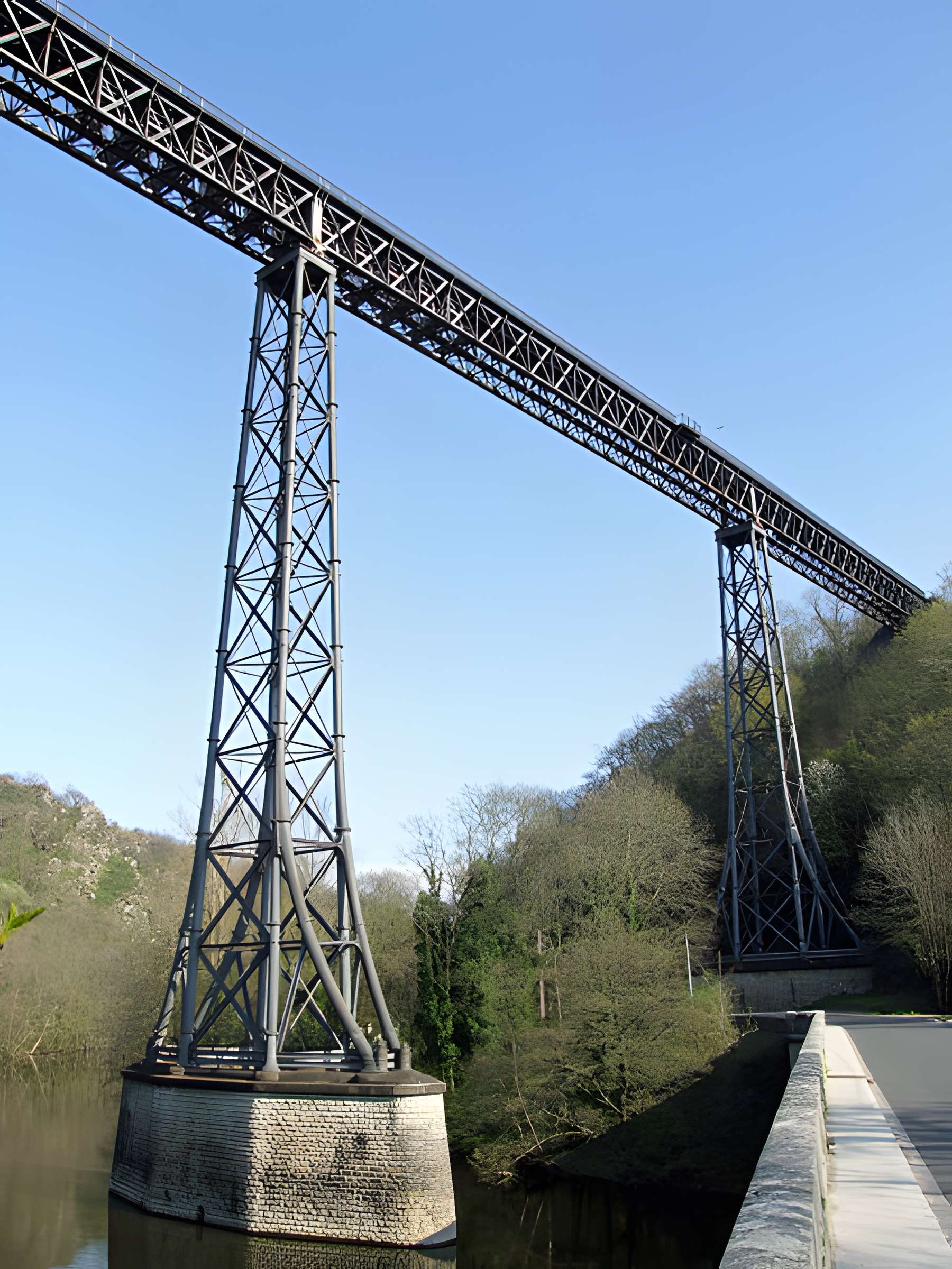 Viaduc de Rouzat à Bègues