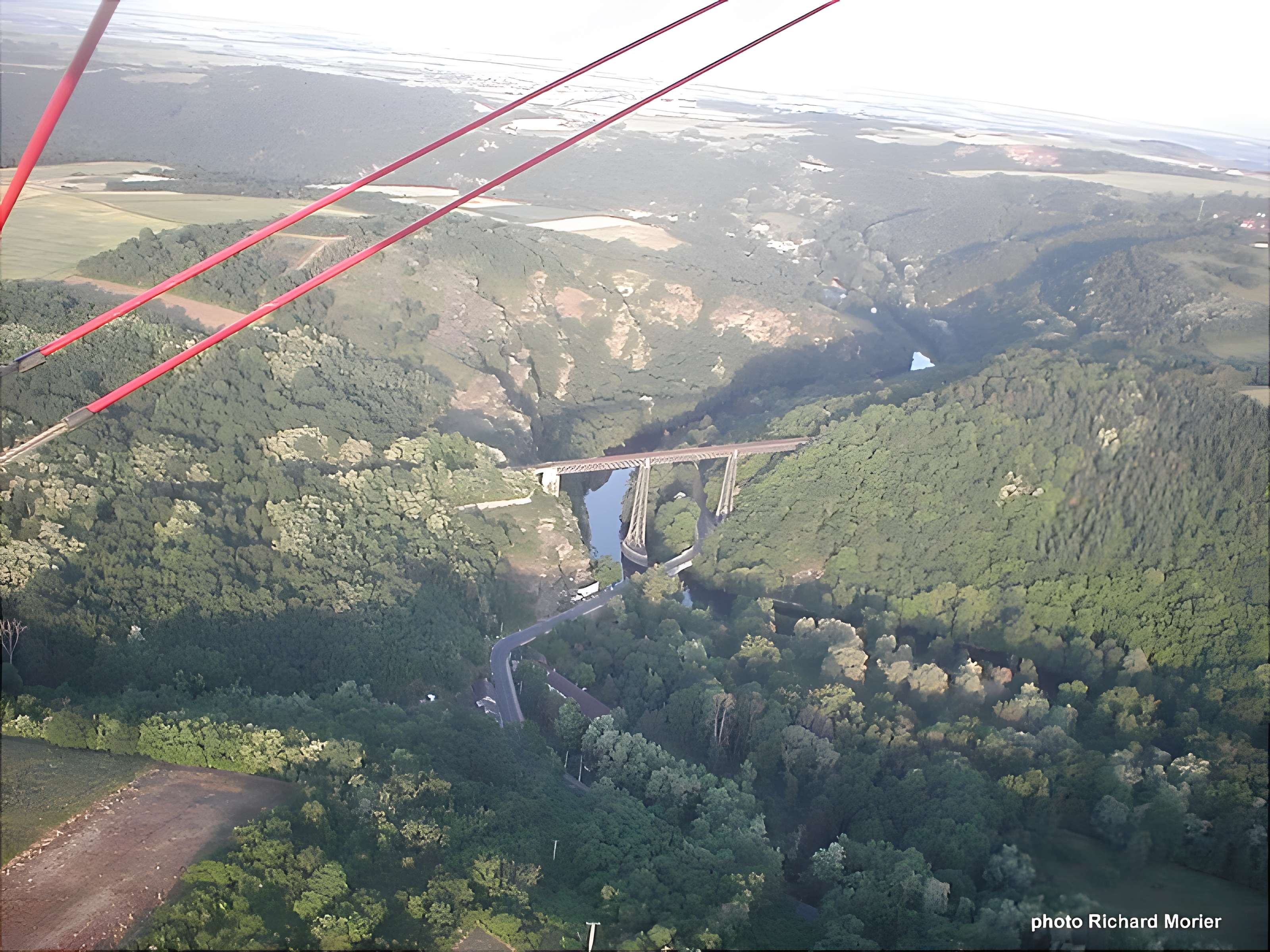 Viaduc de Rouzat à Bègues