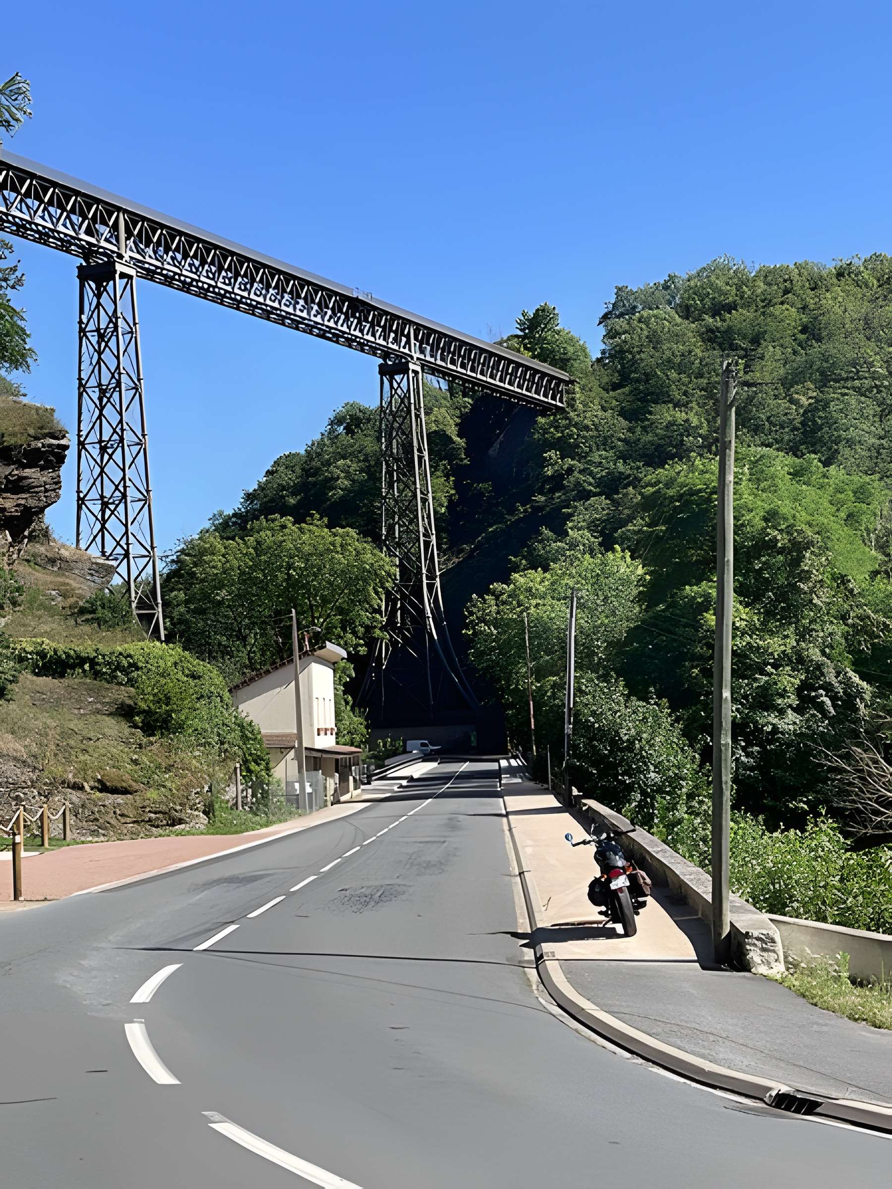 Viaduc de Rouzat à Bègues