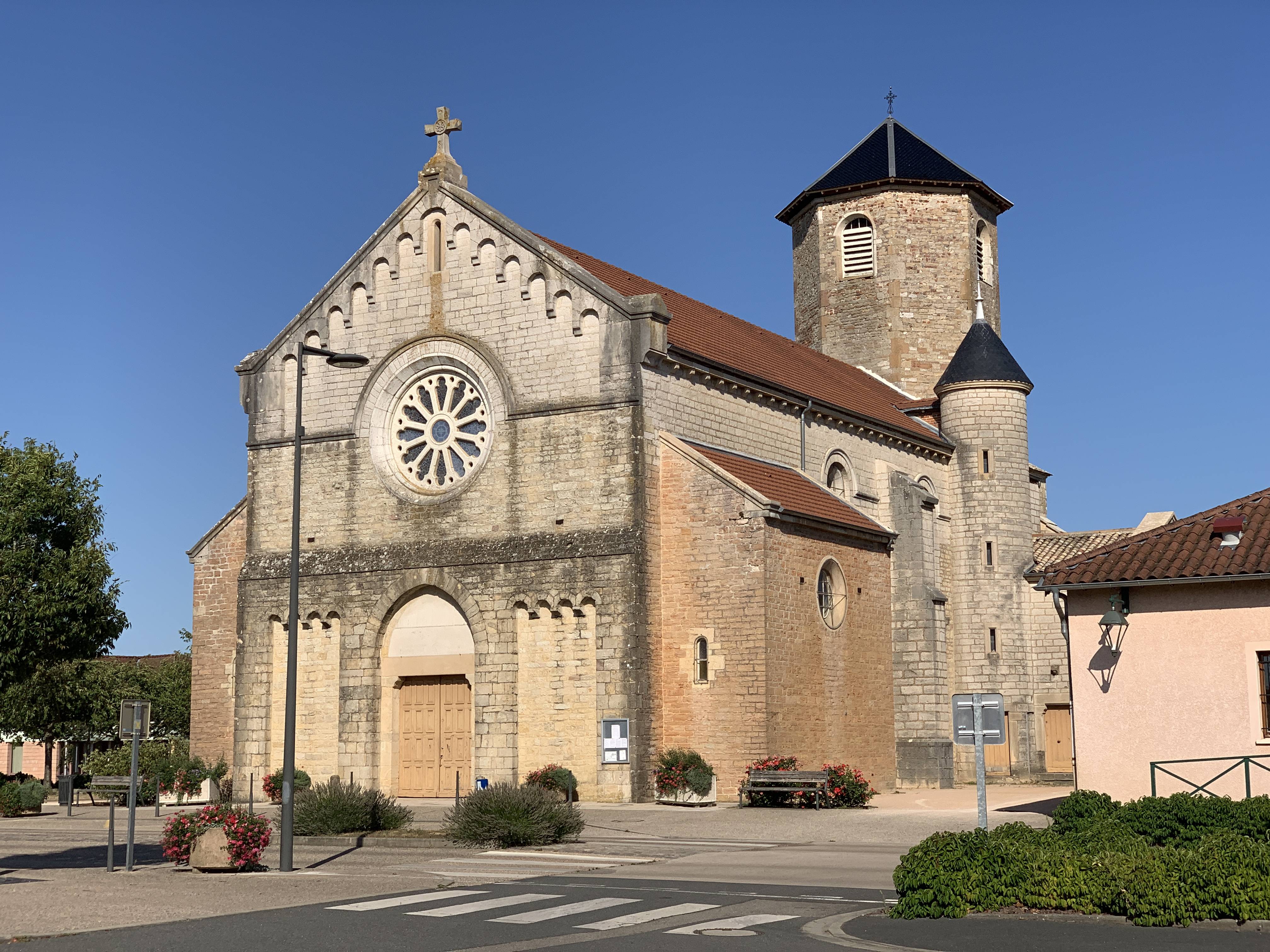 Photo de Église Saint-Michel de Bâgé-la-Ville