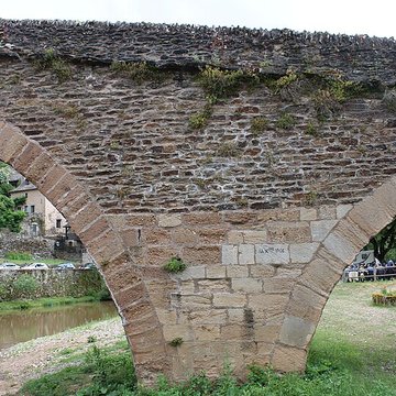 Vieux Pont de Belcastel