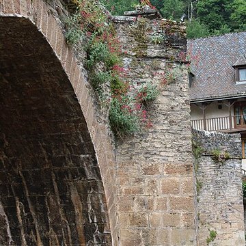 Vieux Pont de Belcastel