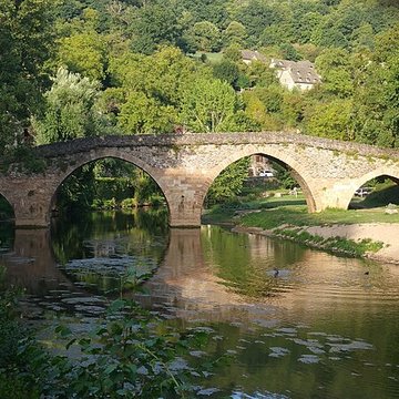 Vieux Pont de Belcastel