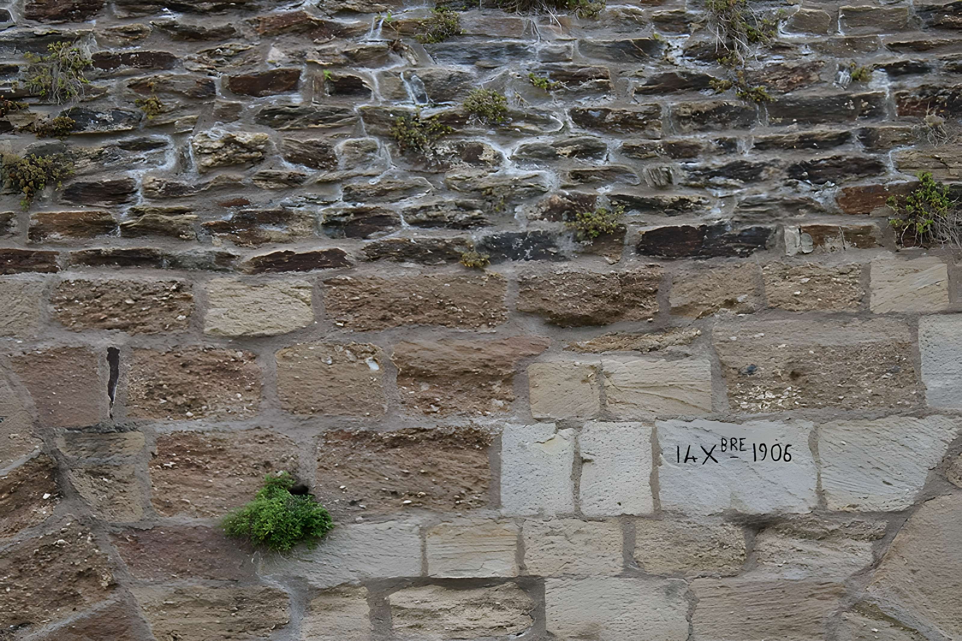 Vieux Pont de Belcastel