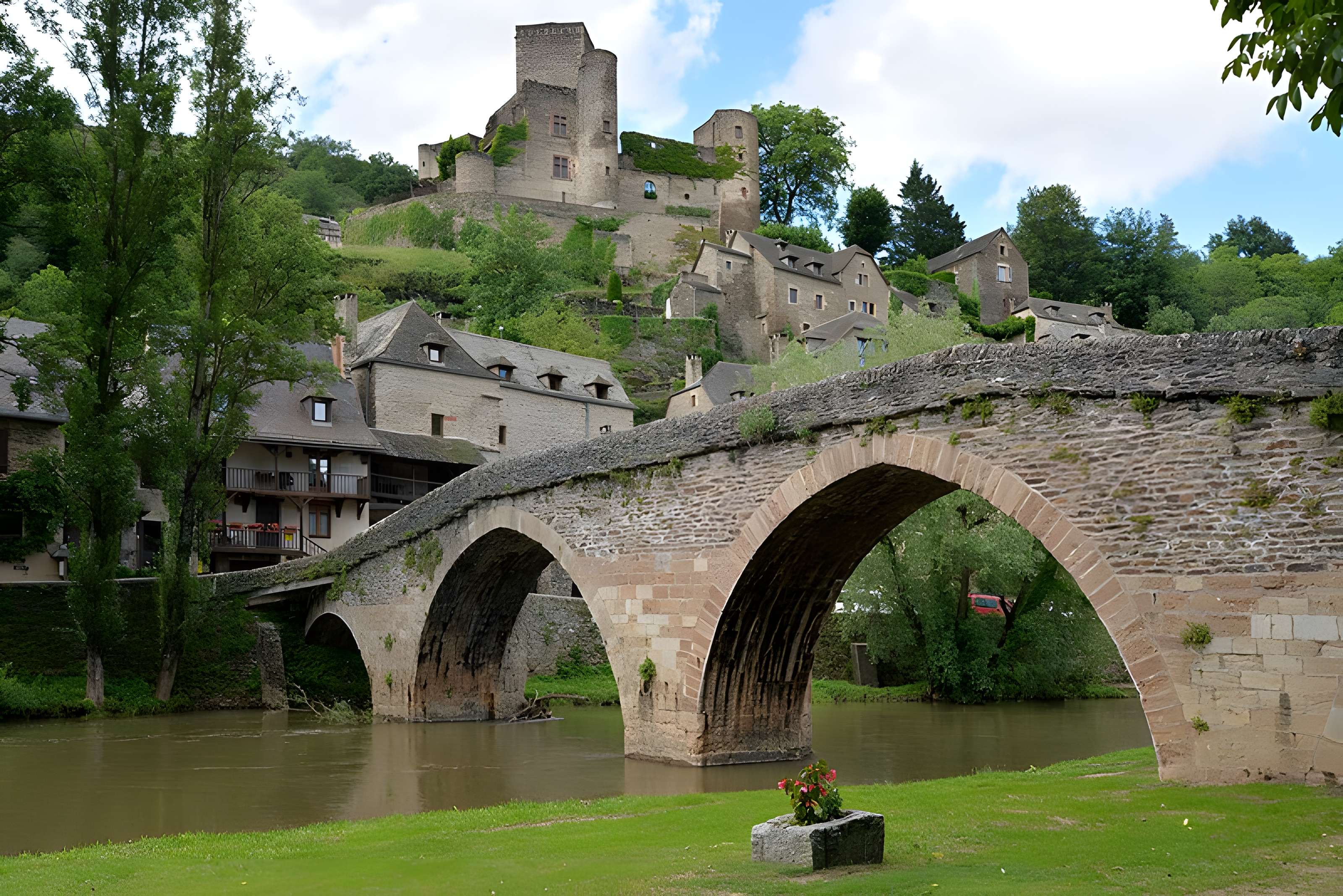 Vieux Pont de Belcastel