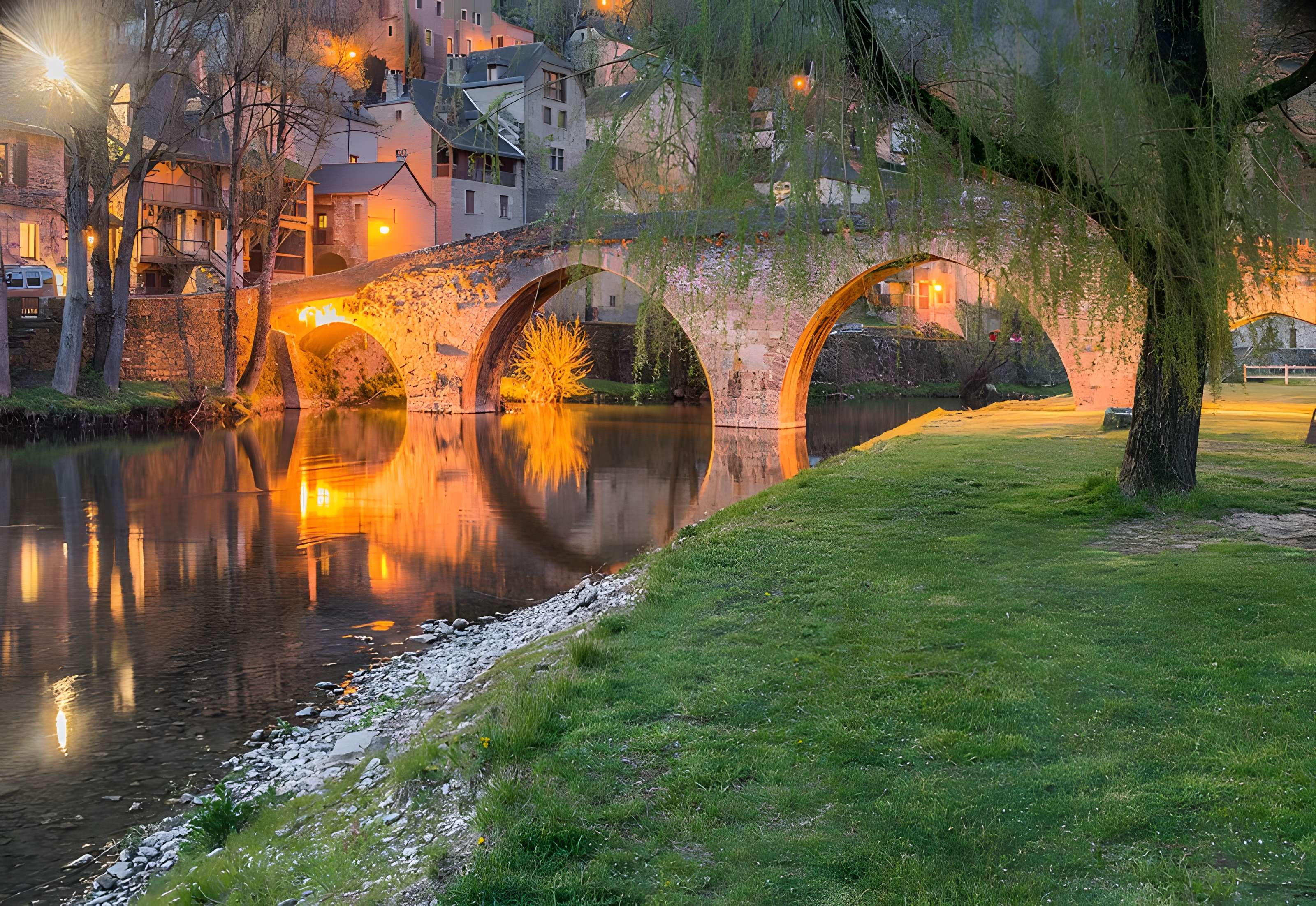 Vieux Pont de Belcastel