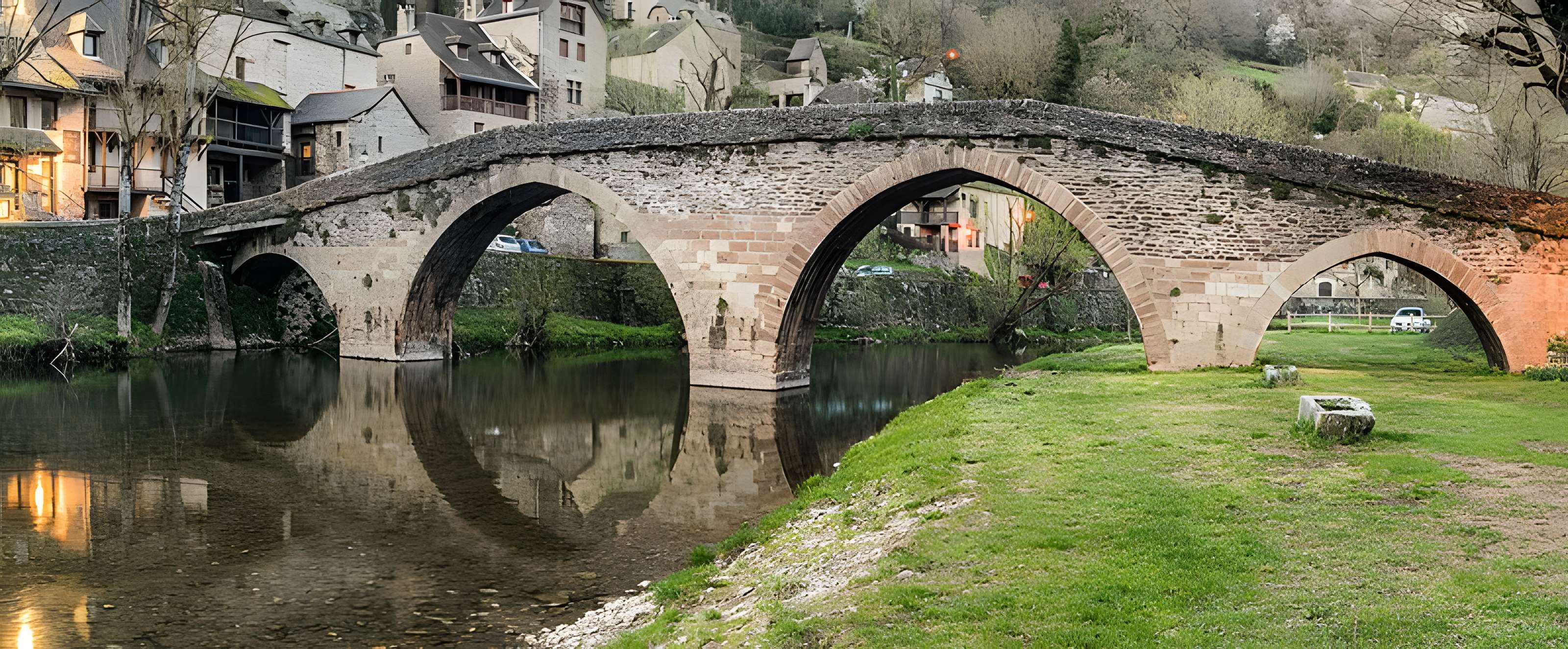 Vieux Pont de Belcastel